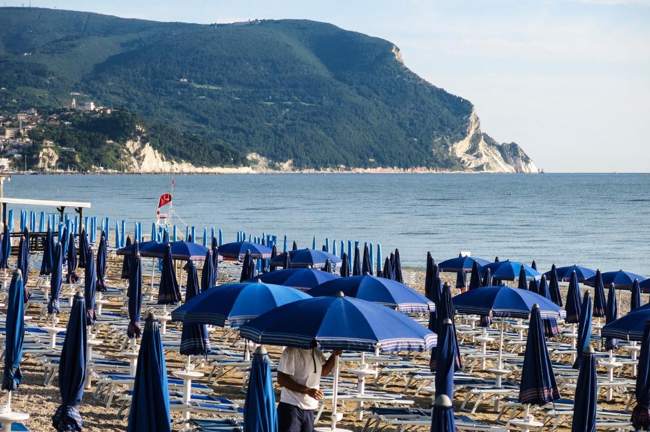 Conero Azzurro Otel Numana Dış mekan fotoğraf